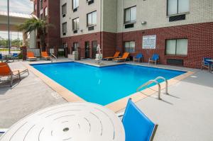 holiday inn express and suites ocean springs by ihg