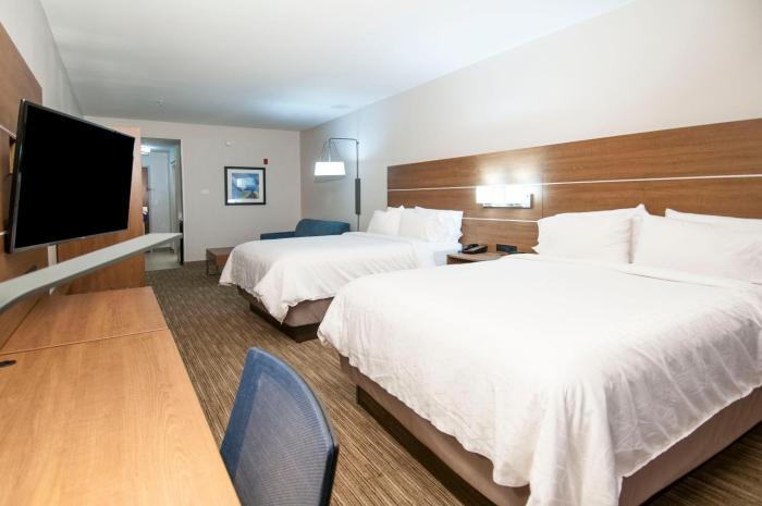 holiday inn express and suites ocean springs by ihg
