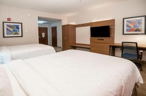holiday inn express and suites ocean springs by ihg