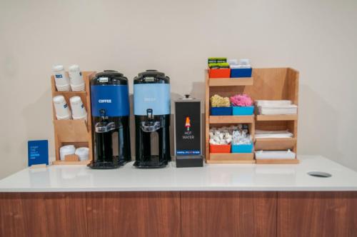 holiday inn express and suites ocean springs by ihg