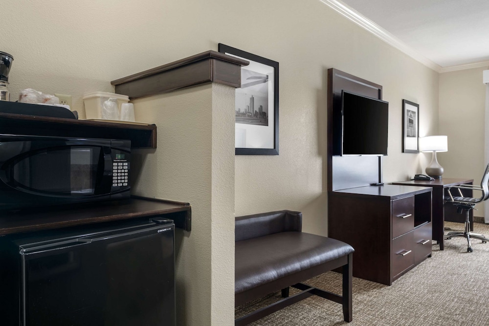 comfort inn and suites fort worth fossil creek