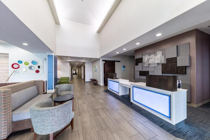 holiday inn express and suites fort worth fossil creek