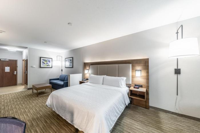 holiday inn express and suites fort worth fossil creek