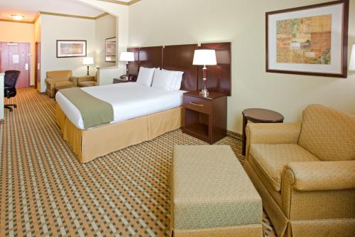 holiday inn express and suites fort worth fossil creek