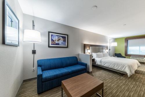 holiday inn express and suites fort worth fossil creek