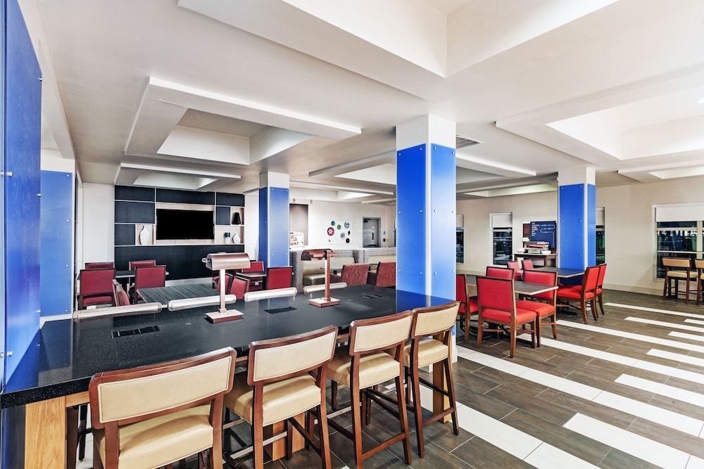holiday inn express and suites shreveport south pa