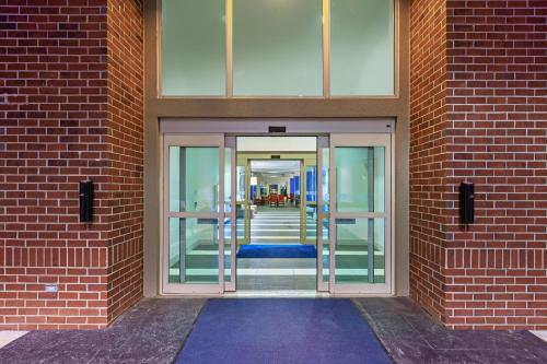 holiday inn express and suites shreveport south pa