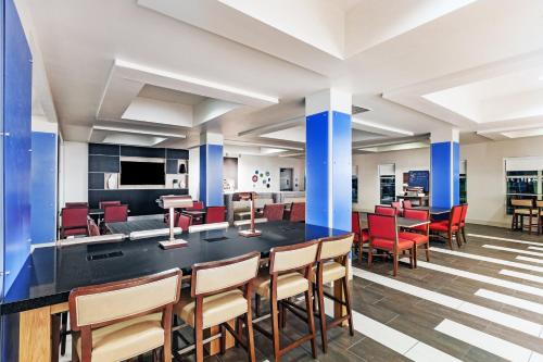 holiday inn express and suites shreveport south pa