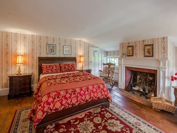 the neighbour house bandb