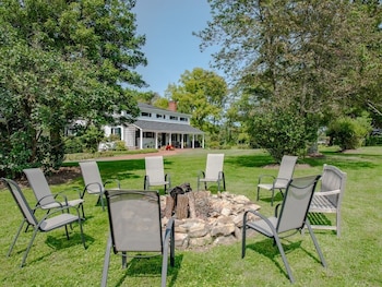 the neighbour house bandb