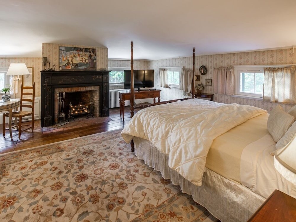 the neighbour house bandb