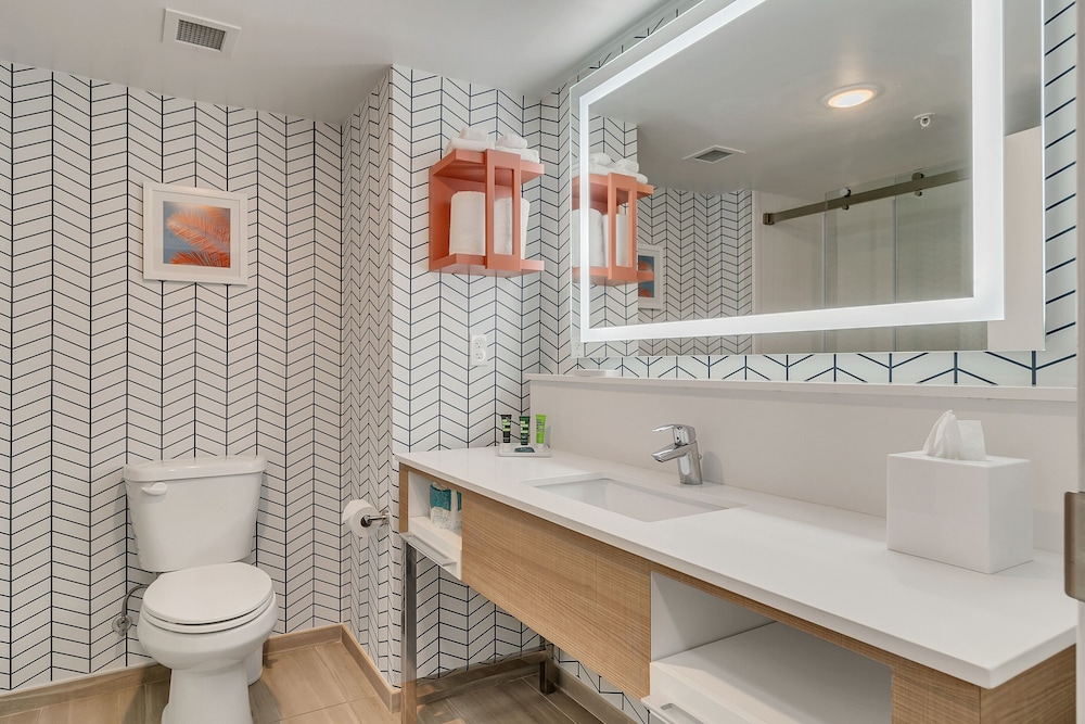 hampton inn and suites destin sandestin area