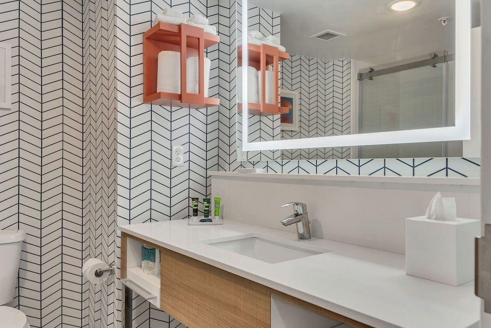 hampton inn and suites destin sandestin area