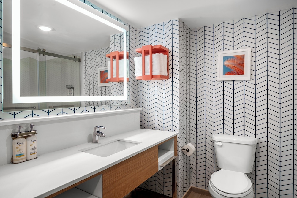 hampton inn and suites destin sandestin area