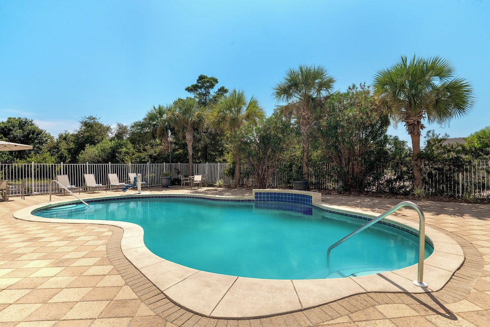 hampton inn and suites destin sandestin area