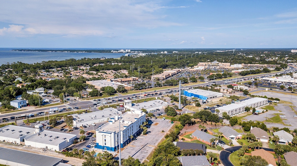 hampton inn and suites destin sandestin area