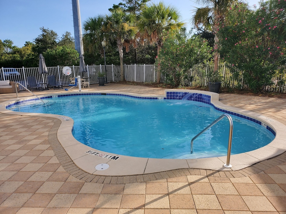 hampton inn and suites destin sandestin area
