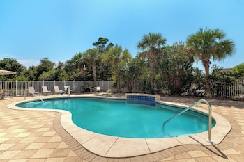 Hampton Inn & Suites Destin-Sandestin Area,Near Silver Sands Premium Outlets,3 star
