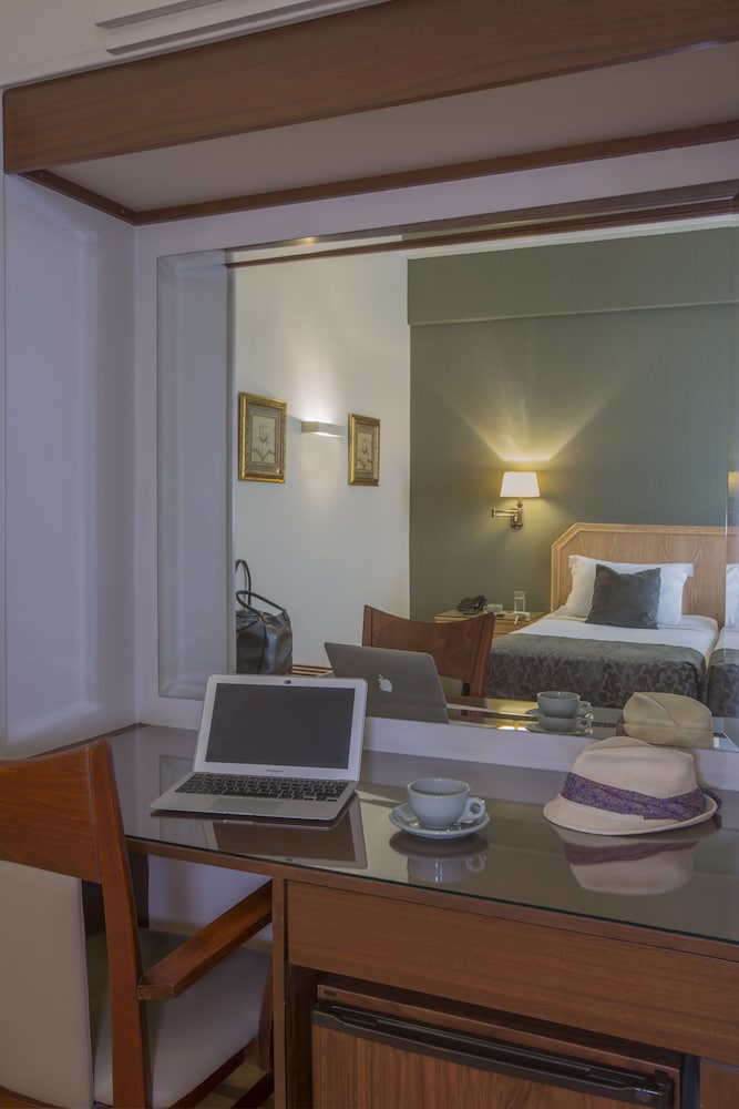 delice hotel apartments