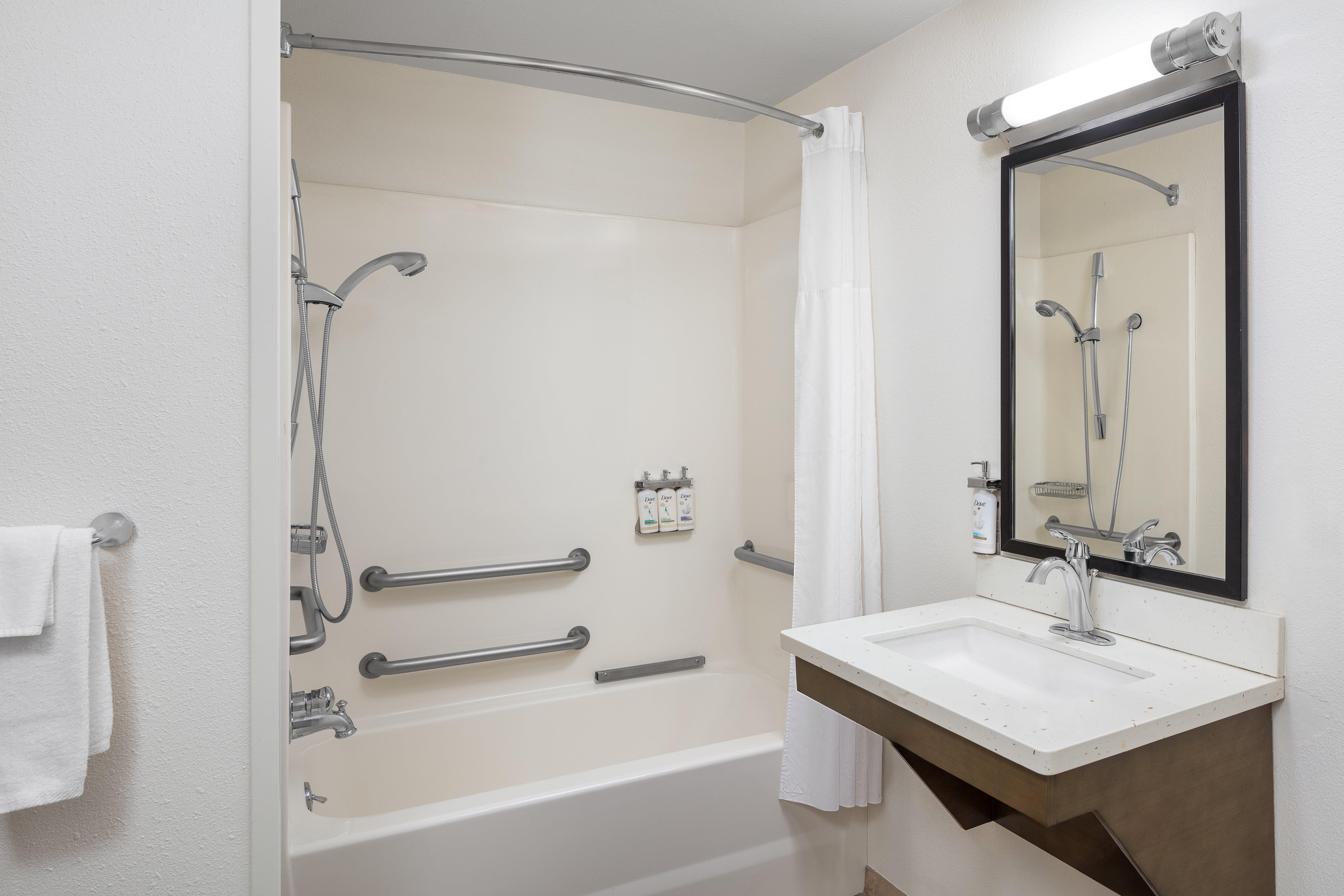candlewood suites omaha airport by ihg