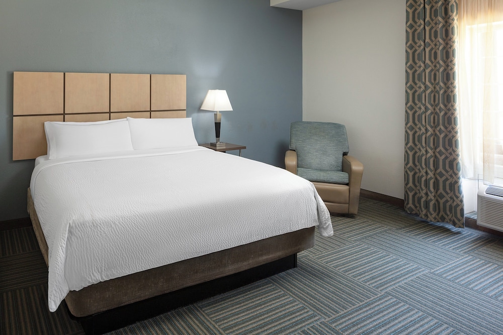 candlewood suites omaha airport by ihg