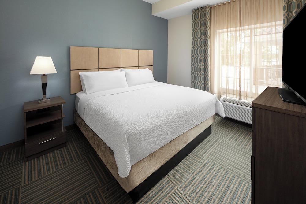 candlewood suites omaha airport by ihg
