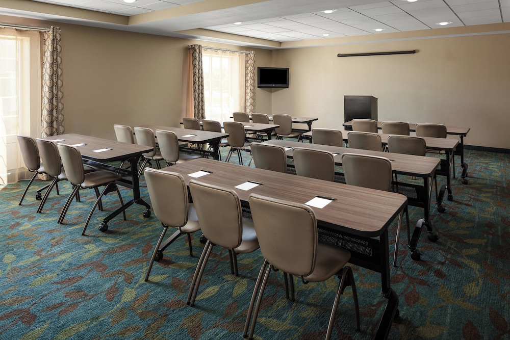 candlewood suites omaha airport by ihg