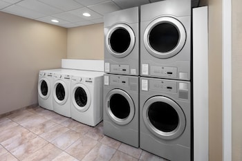candlewood suites omaha airport by ihg