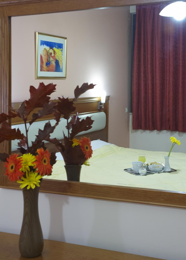 acharnis kavallari hotel suites