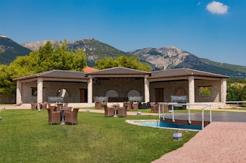 acharnis kavallari hotel suites