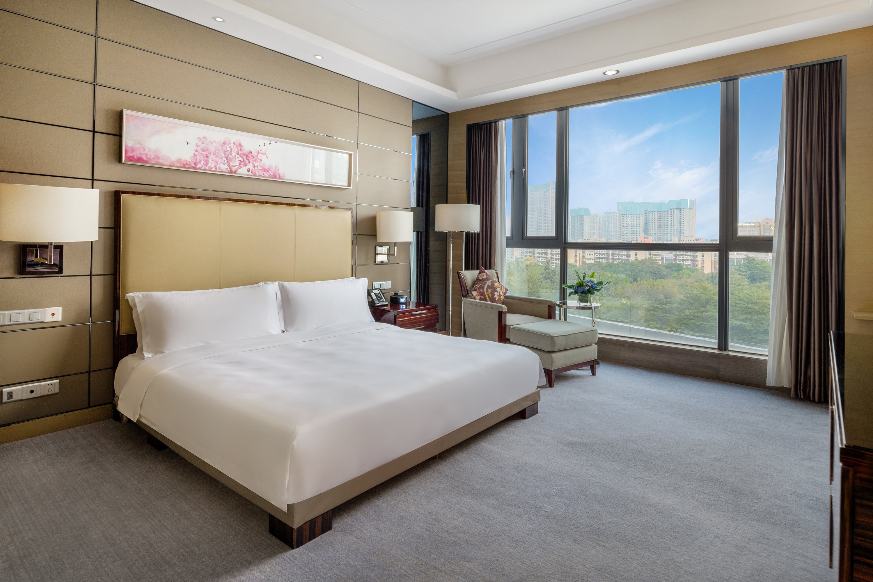 crowne plaza shenzhen longgang city centre by ihg