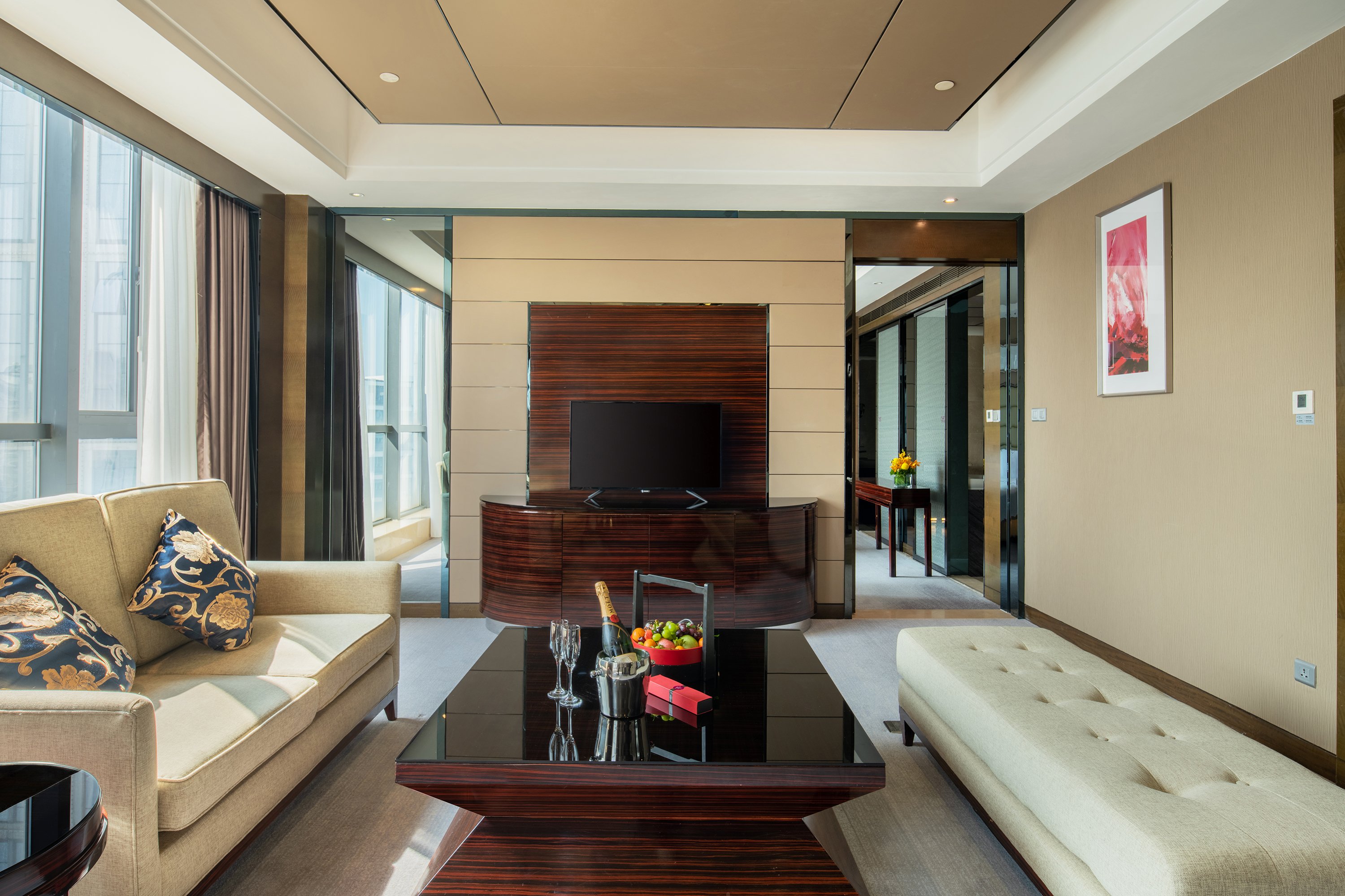 crowne plaza shenzhen longgang city centre by ihg