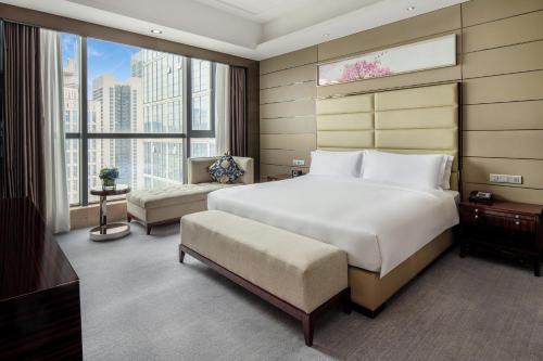 crowne plaza shenzhen longgang city centre by ihg