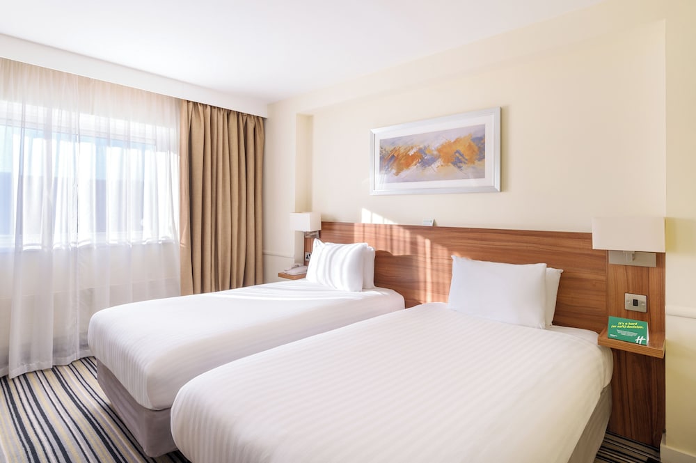 holiday inn haydock m6 jct23 by ihg