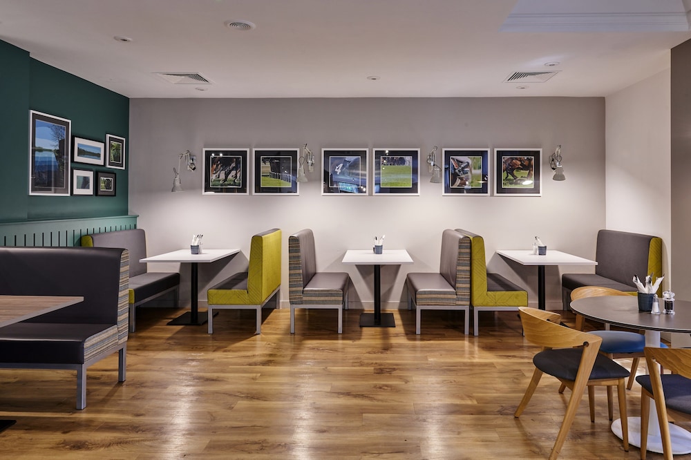 holiday inn haydock m6 jct23 by ihg