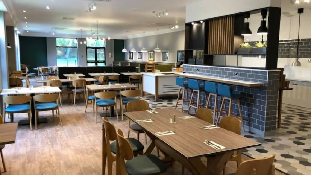holiday inn haydock m6 jct23 by ihg