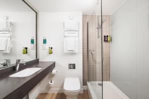 holiday inn haydock m6 jct23 by ihg