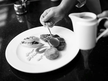 mercure sheffield st pauls hotel and spa