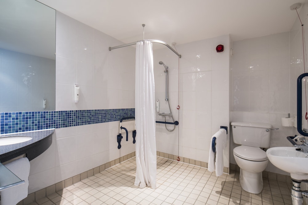 holiday inn express doncaster by ihg