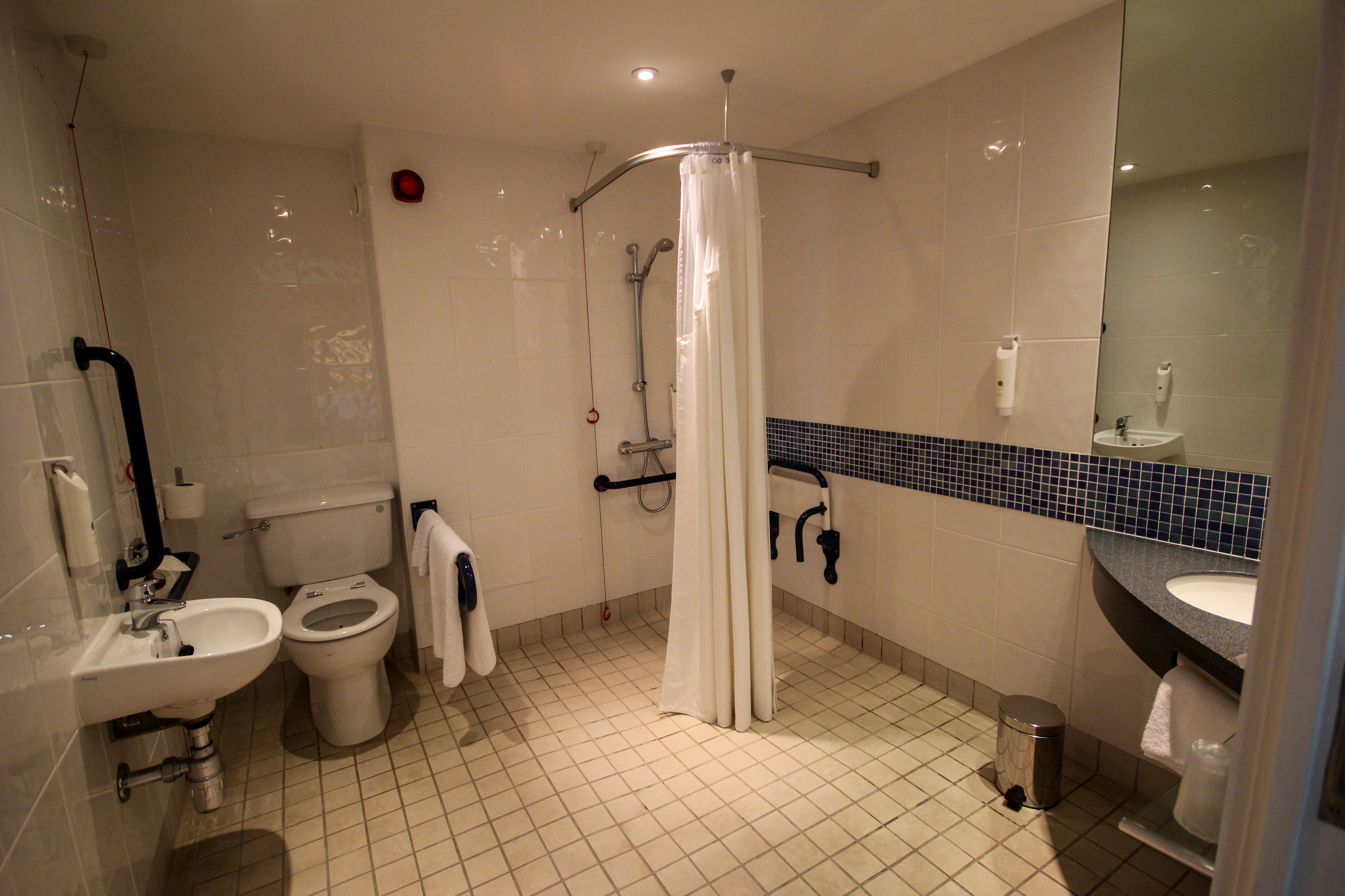 holiday inn express doncaster by ihg