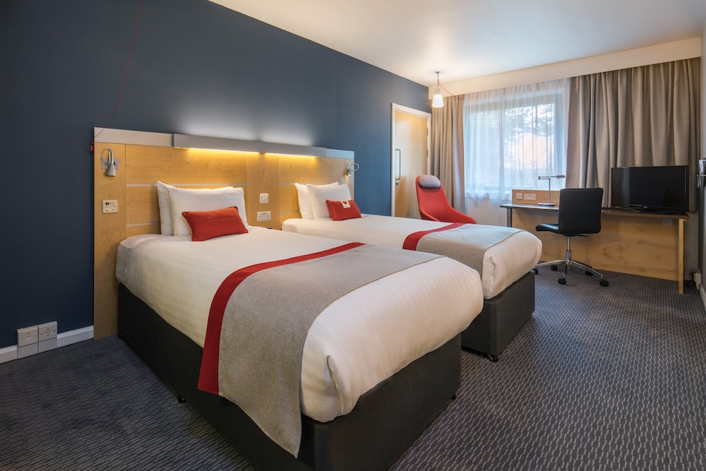holiday inn express doncaster by ihg
