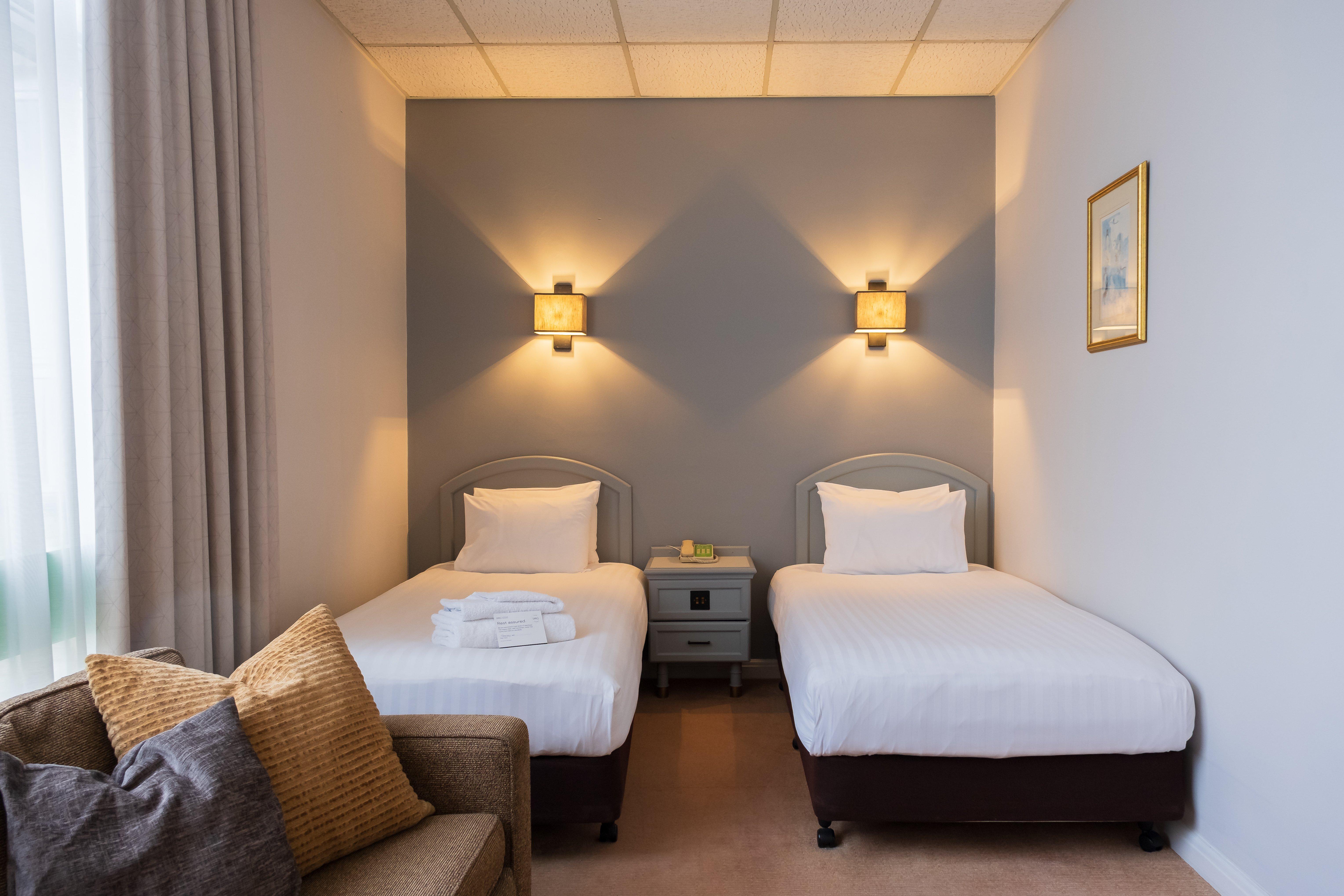 holiday inn express doncaster by ihg