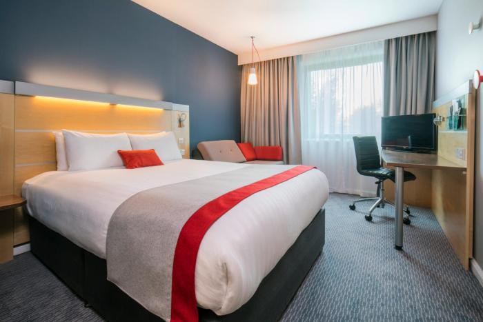 holiday inn express doncaster by ihg