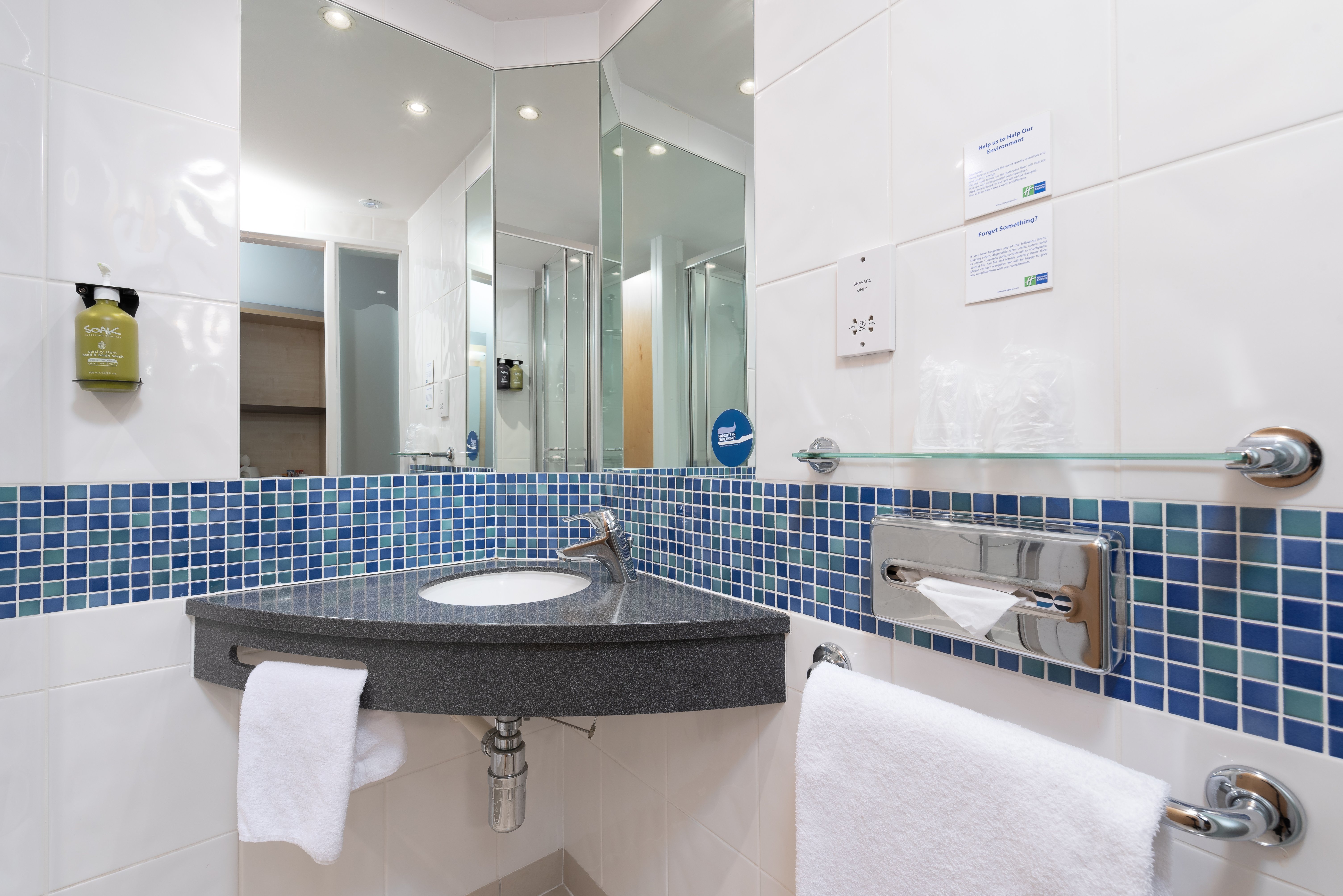 holiday inn express hotel burnley m65 jct10 by ihg