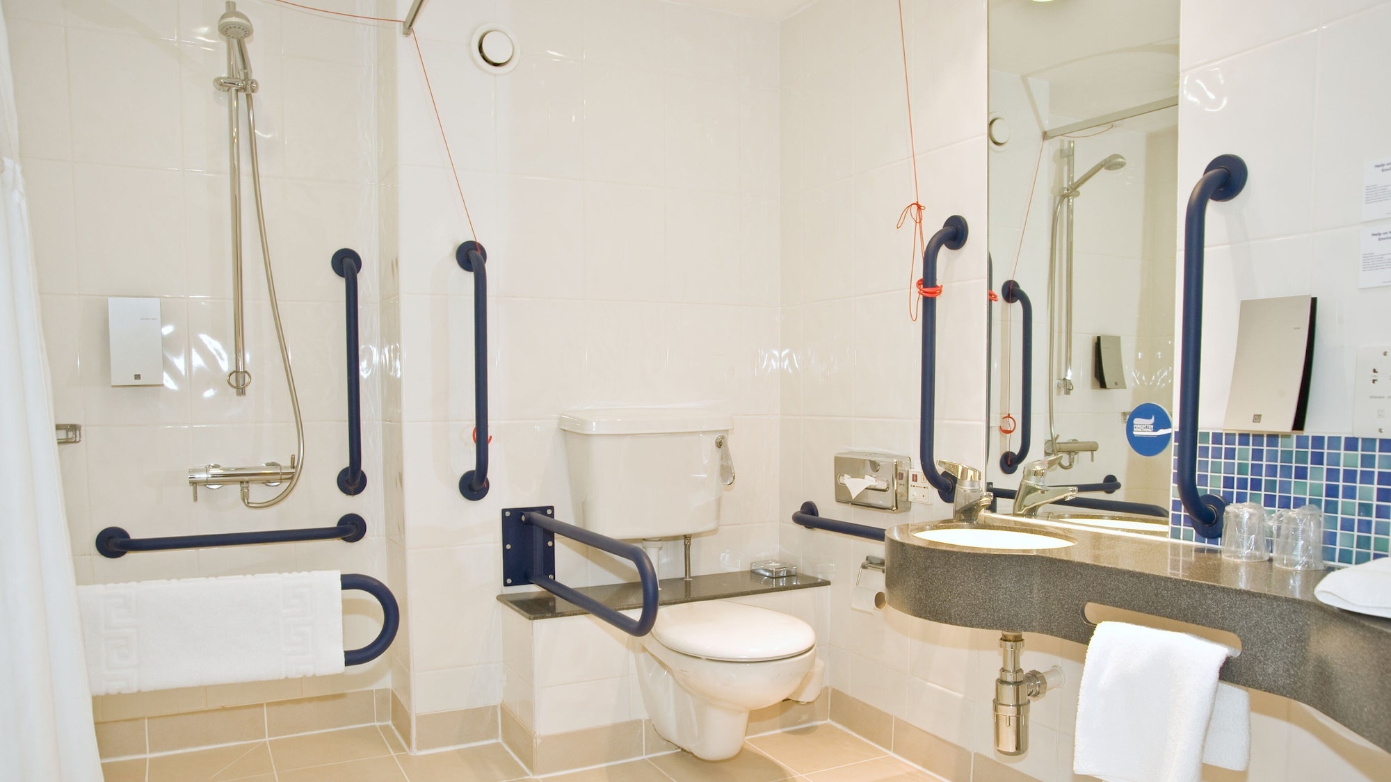 holiday inn express hotel burnley m65 jct10 by ihg