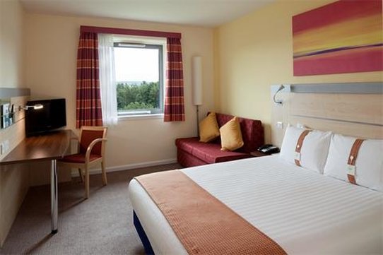 holiday inn express hotel burnley m65 jct10 by ihg