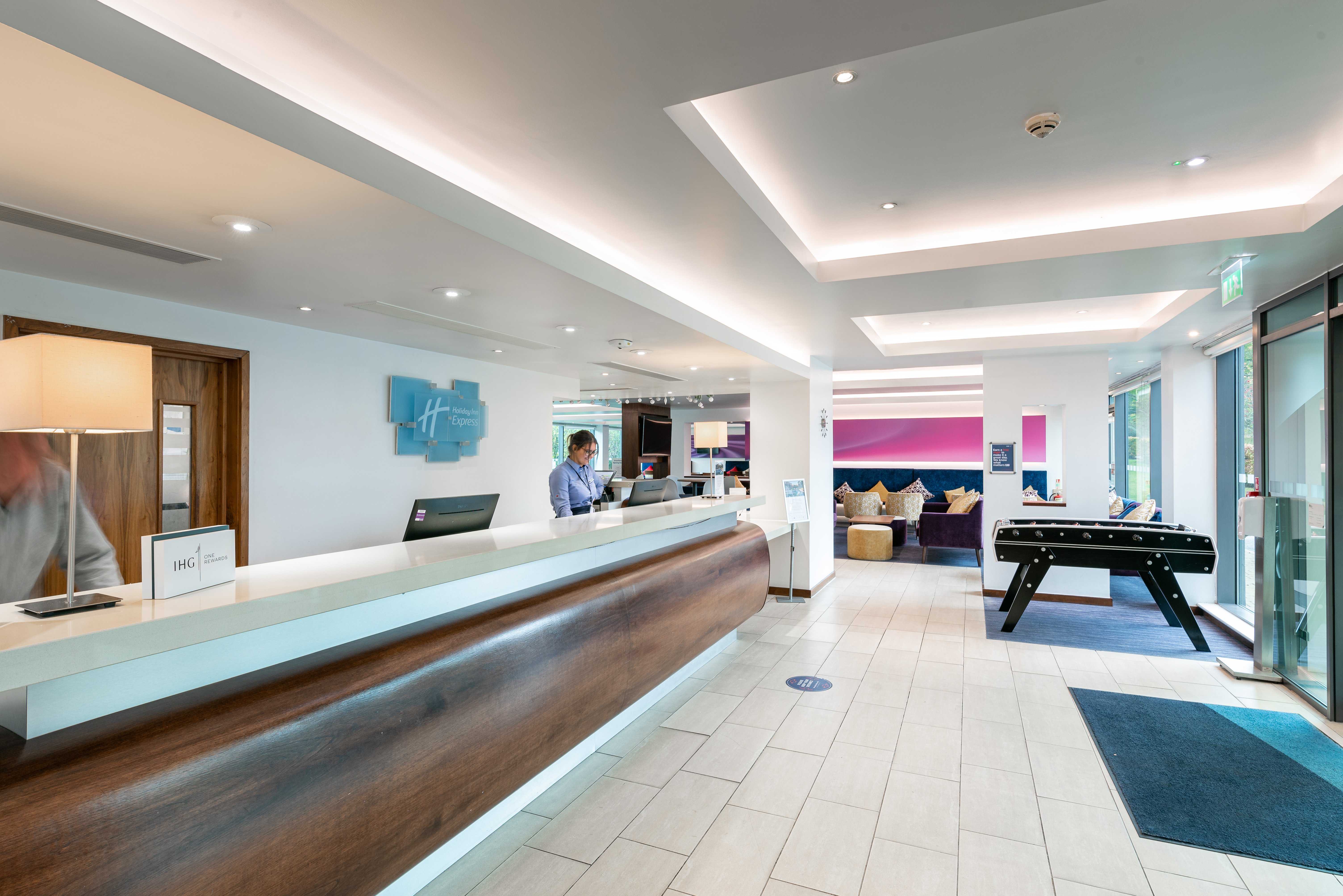 holiday inn express hotel burnley m65 jct10 by ihg