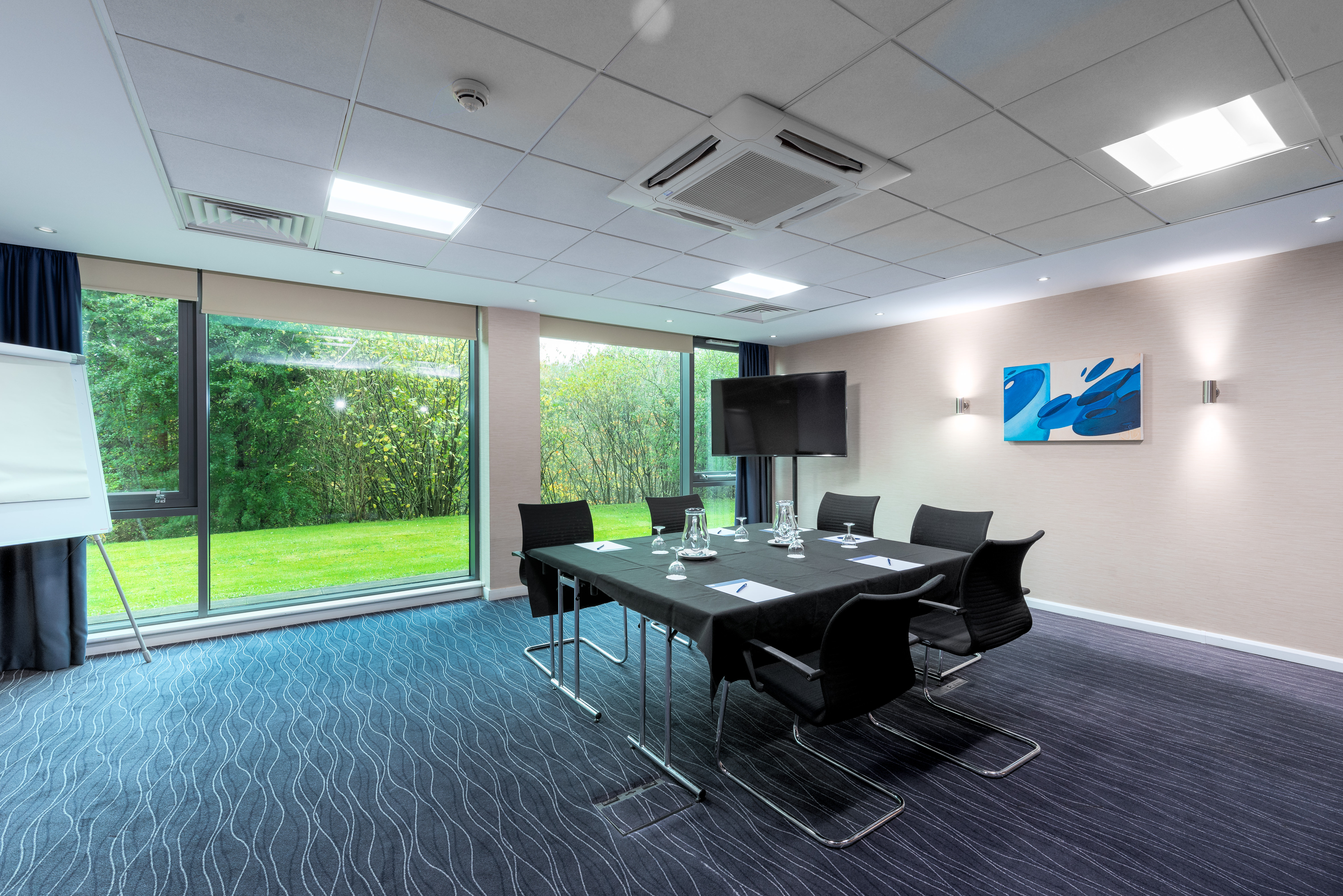 holiday inn express hotel burnley m65 jct10 by ihg