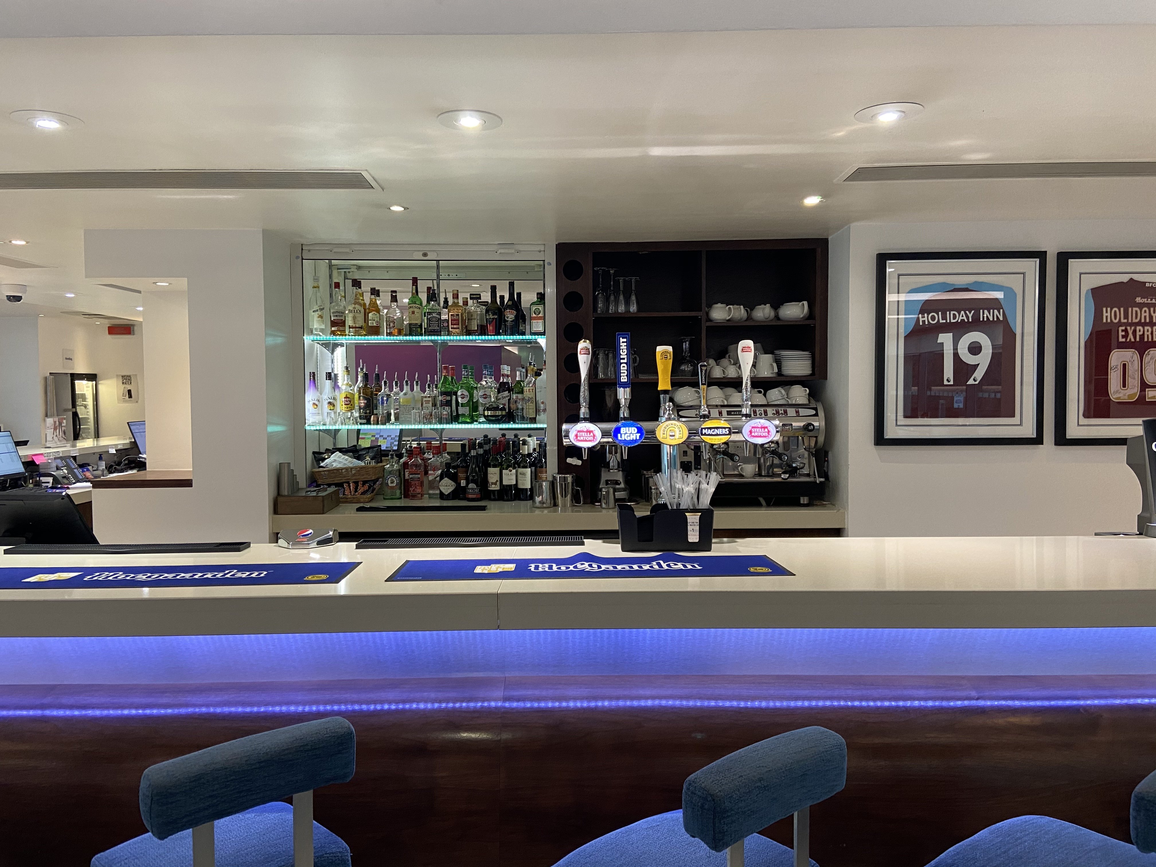 holiday inn express hotel burnley m65 jct10 by ihg