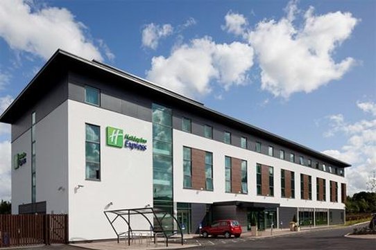 holiday inn express hotel burnley m65 jct10 by ihg